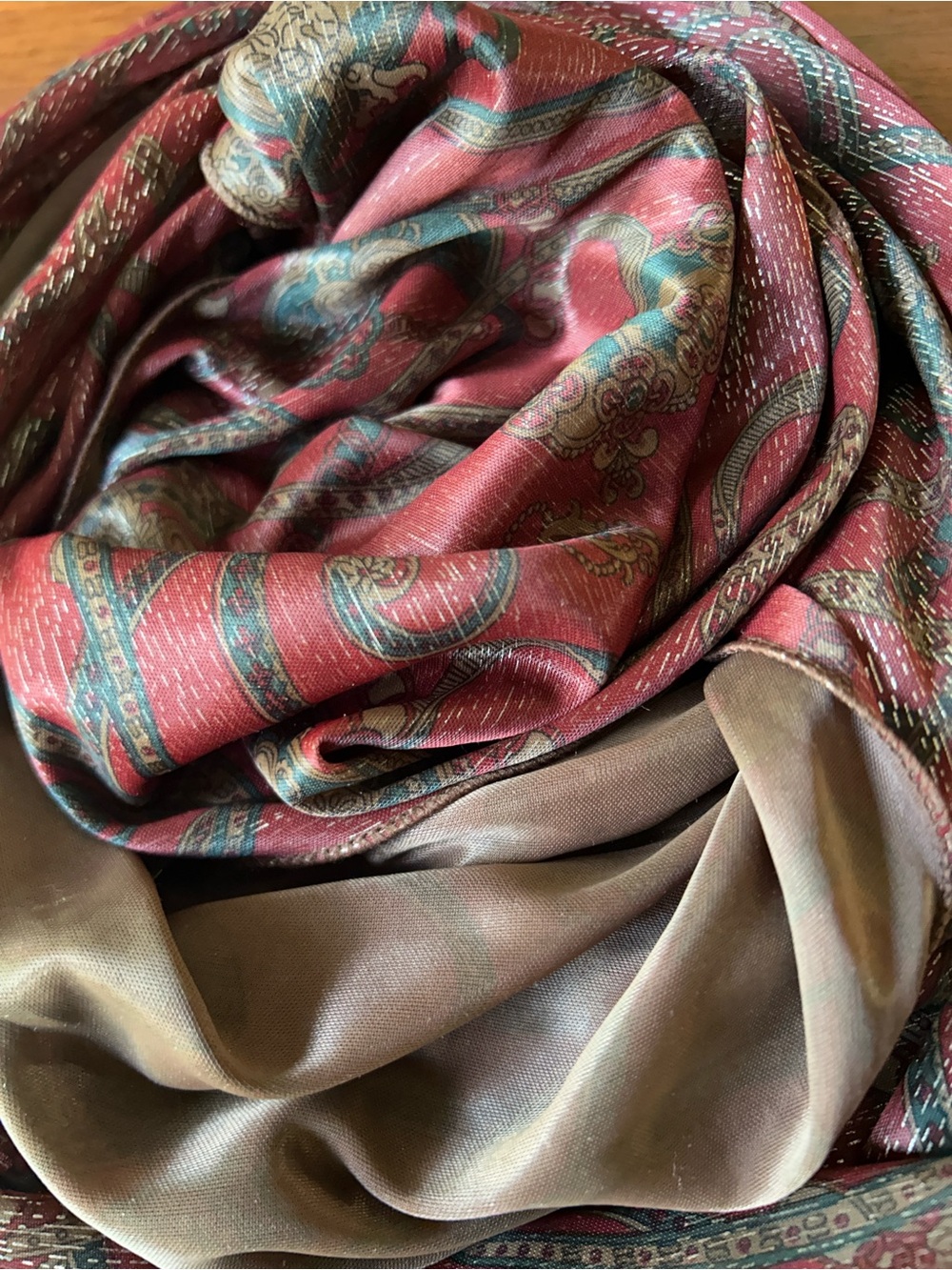 Red and Brown Paisley Silk Scarf 10“ x 89“ probably silk double sided